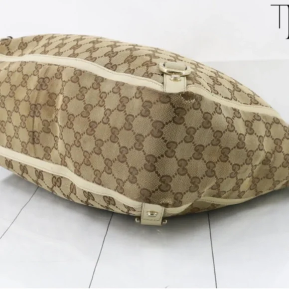 Gucci abbey D ring tote - Picture 9 of 16